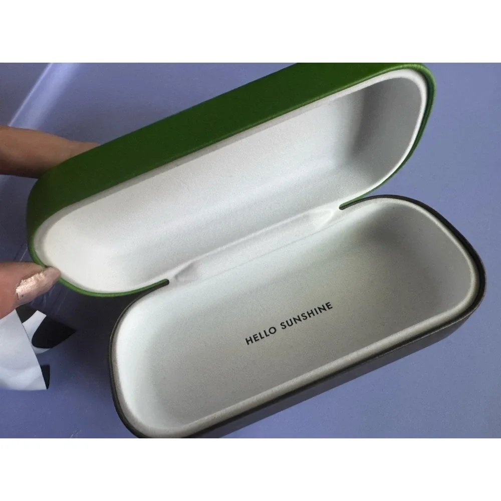 Kate Spade New York Hard Clamshell Eyeglass Case Green Hello Sunshine Polka Dot